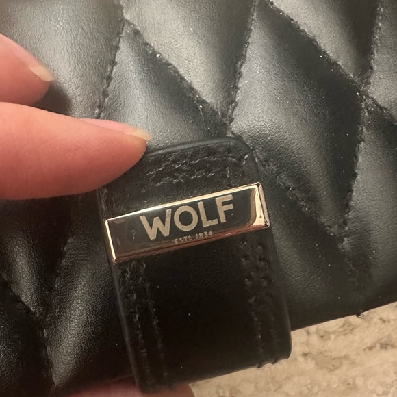 Wolf Lusterloc Travel Jewelry Box black Quilted design - Picture 9 of 10